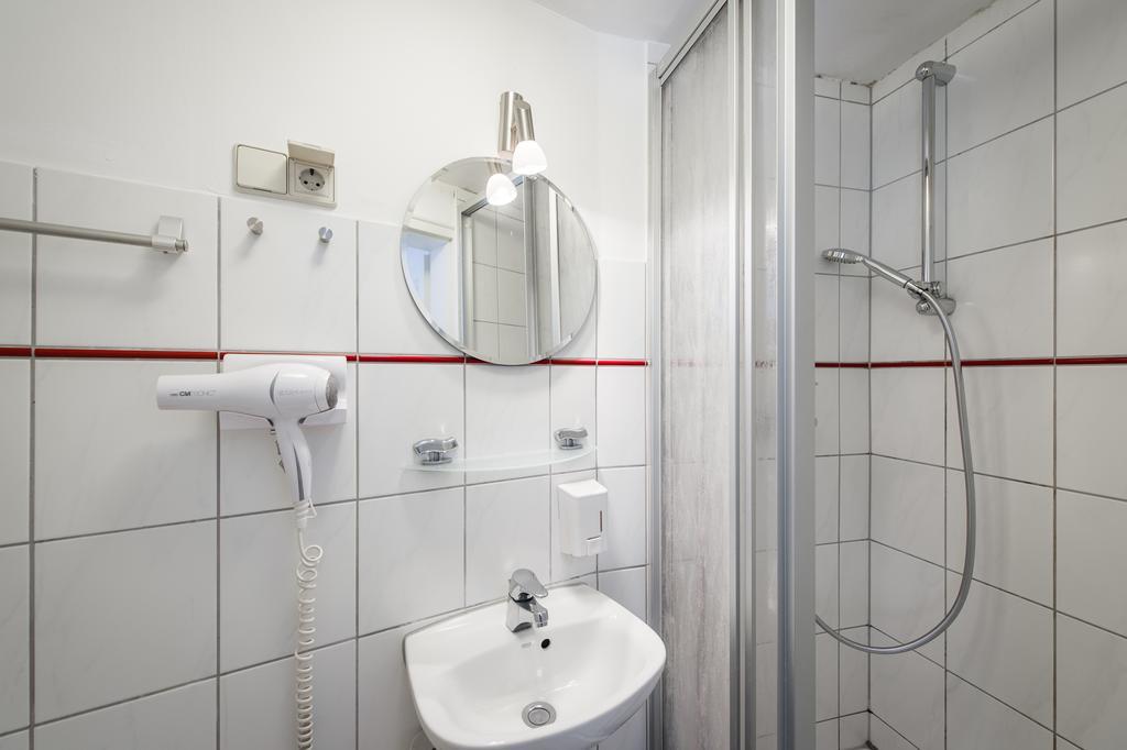 "Goethezimmer" Ferienwohnung Und Zimmer Am Burgplatz Weimar  Extérieur photo